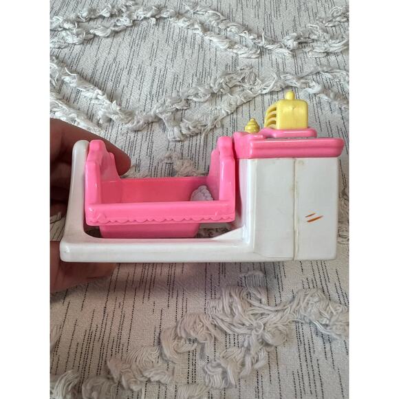 Fisher-Price Vintage Loving Family Talking Crib 1999 Works - Picture 4 of 6